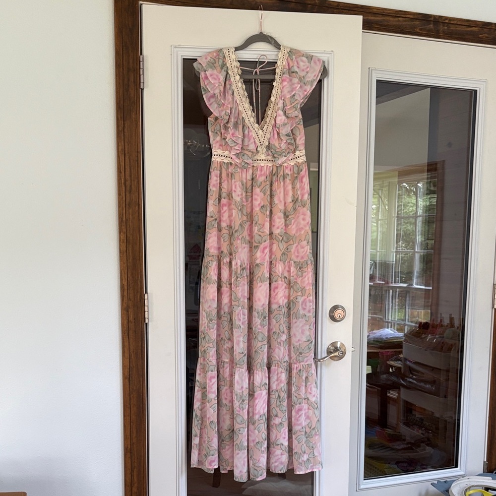 Entro Pink Floral Lace Maxi Dress size 4/S